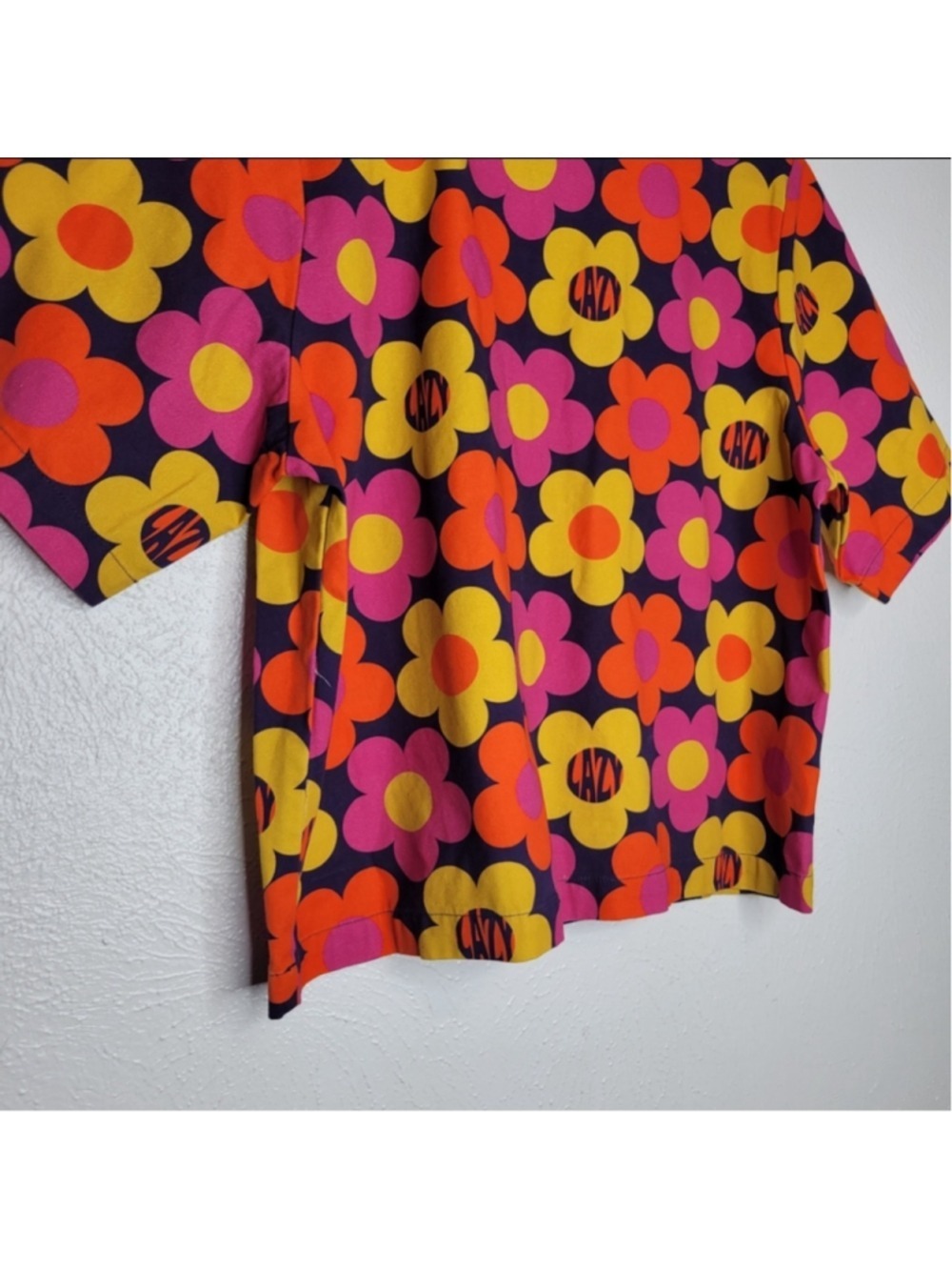 Lazy Oaf '70s Floral Boxy Tee Women's Size Small Retro Colorful Streetwear - Picture 12 of 15
